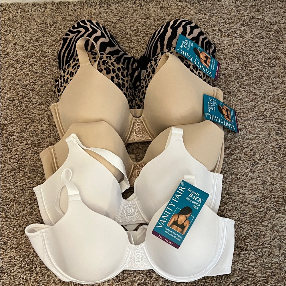 6 Vanity Fair and Other Bras - 2 Animal Print, 2 Beige, 2 White